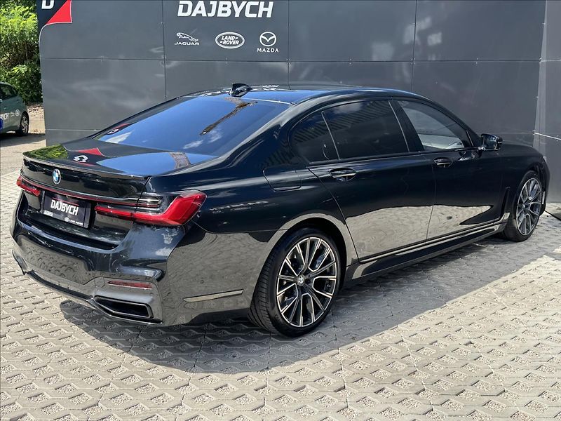 BMW Řada 7 3,0 740Ld xDrive M-Paket AT DP - fotka 7 z 45
