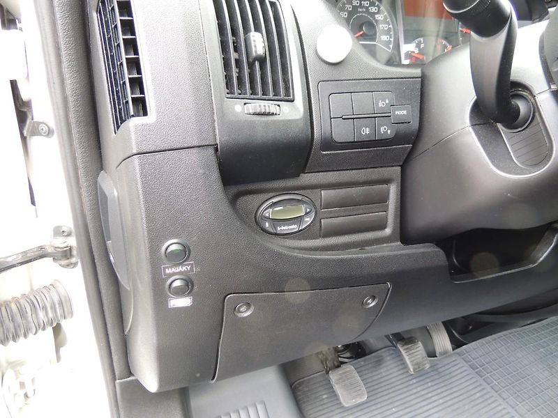 Peugeot Boxer (2018) 2.0HDi,96kw,sklápěč+hydr.ruka - fotka 57 z 73