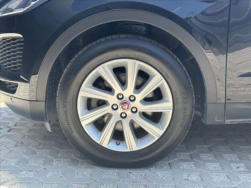 Jaguar E-Pace 2,0 D150 S AWD AT DPH - fotka 26 z 28
