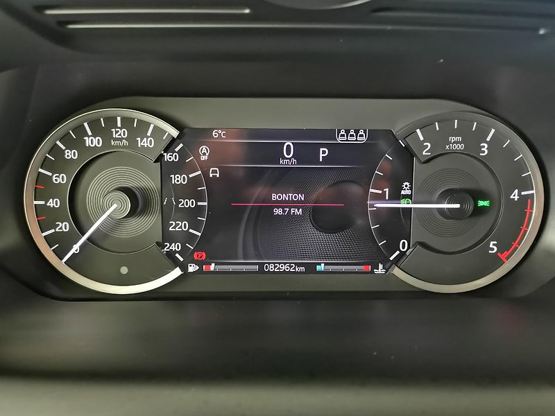 Land Rover Discovery Sport (2021) 4X4 LED NAVI TAŽNÉ PLNÁ ZÁRUKA - fotka 14 z 24