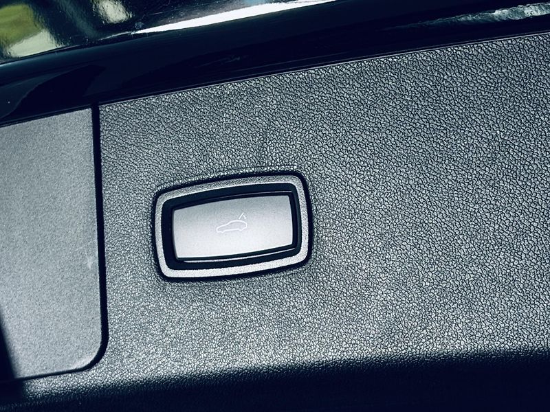 Porsche Cayenne (2022) 3.0*V6*OFFROAD*TOP - fotka 37 z 38