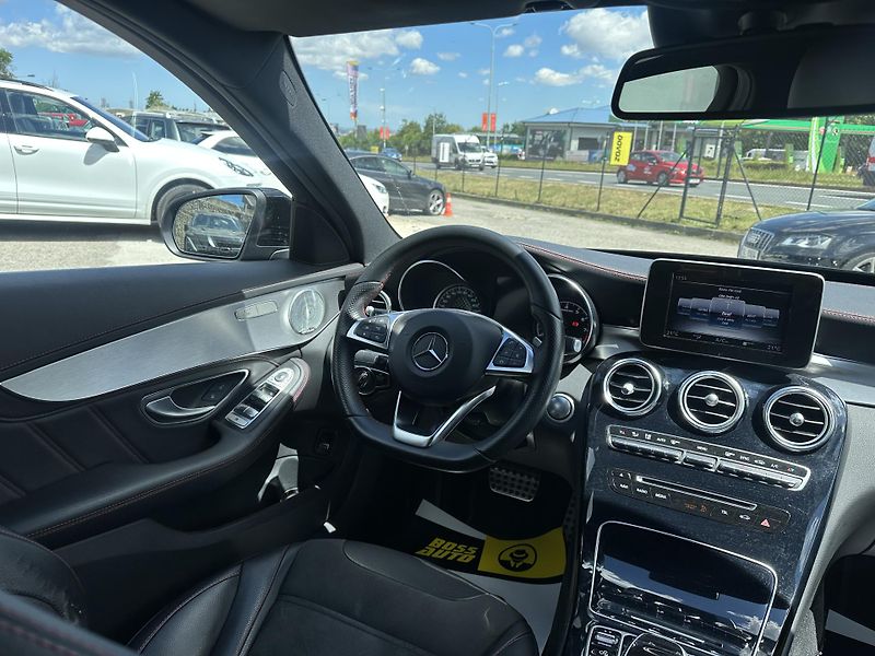 Mercedes-Benz Třídy C (2018) Mercedes-Benz C 43 AMG 2018 - fotka 14 z 20