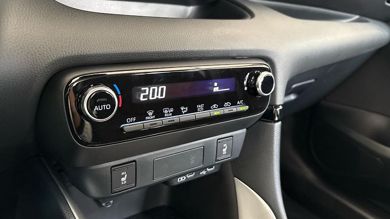 Mazda 2 Hybrid (2026) 1.5 Centre-line - fotka 15 z 17