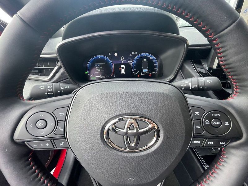 Toyota Corolla Cross 2.0 Hybrid FWD GR SPORT - fotka 18 z 29