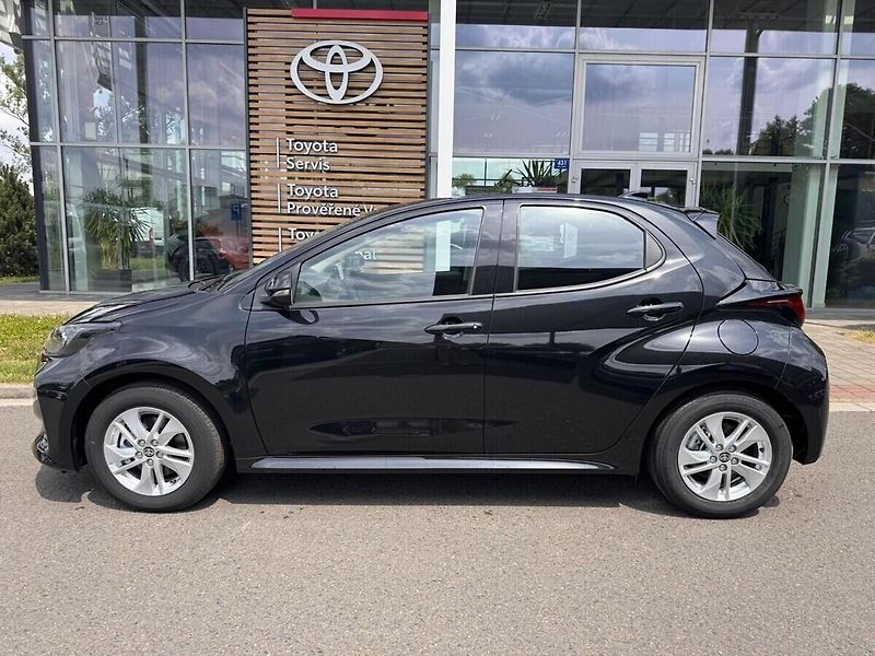 Toyota Yaris 1.5 Comfort - fotka 5 z 13