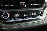 Toyota Corolla (2022) 2.0 Hybrid - náhled 13