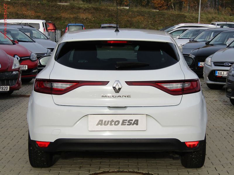 Renault Mégane (2019) 1.3 i, ČR, AC, temp - fotka 5 z 15