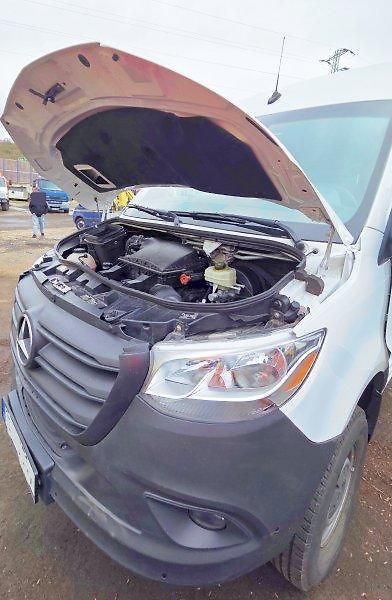 Mercedes-Benz Sprinter (2024) 4x4 V6! 3.0D 2500 Cargo  - fotka 11 z 39