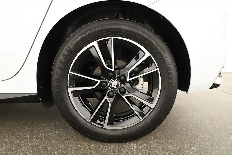 Škoda Fabia (2025) 1.0 TSI, Monte Carlo, FullLed - fotka 17 z 17
