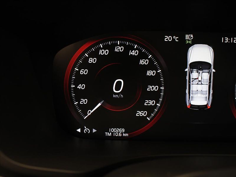 Volvo XC60 2,0 T5 184kW AWD Mom.PRO Pano. - fotka 25 z 25