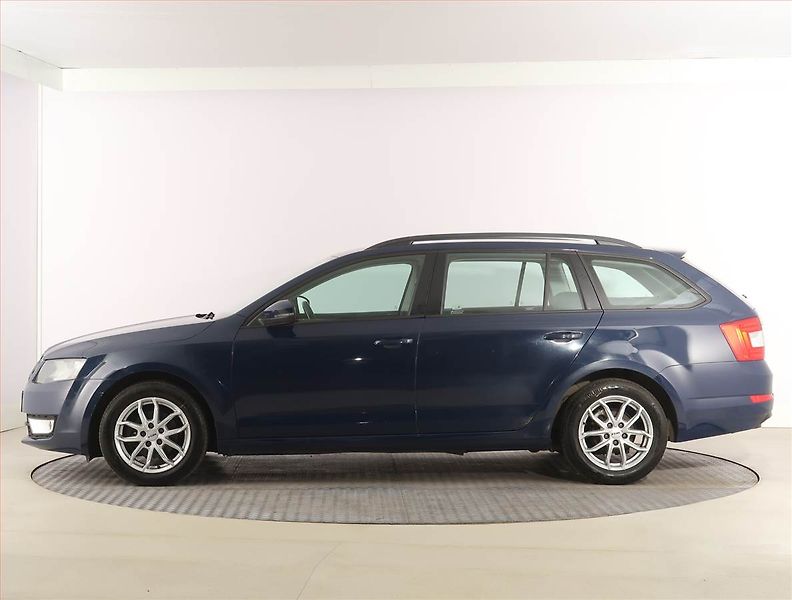 Škoda Octavia (2017) 1.6 TDI, Tempomat - fotka 3 z 17