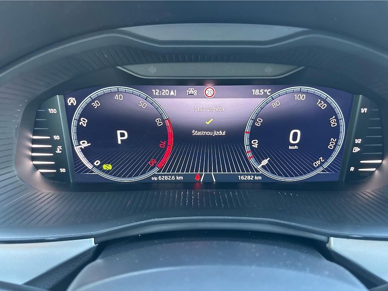 Škoda Kamiq 1.0TSi 81kW Ambition DSG - fotka 14 z 30
