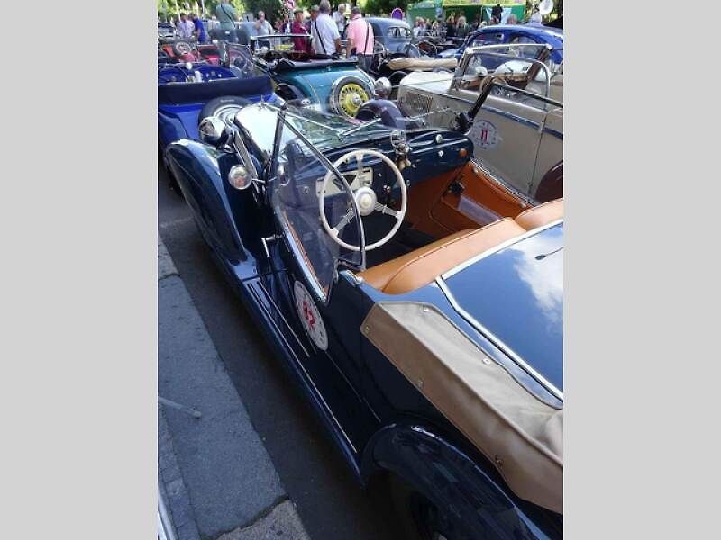 Vůz Aero 50 představoval vrchol produkce firmy. Říkalo se mu český Jaguár. Na snímku je roadster z roku 1937 při závodě 1 000 mil československých 2025.