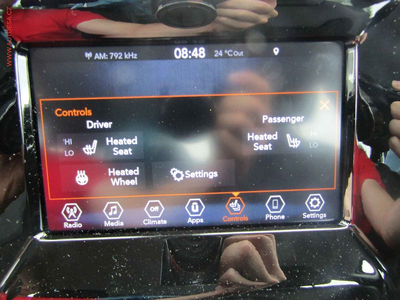 Jeep Compass (2021) 1.3 T-GDi, 2.maj,ČR - fotka 11 z 18