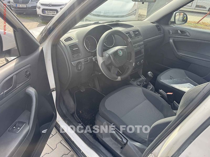 Škoda Yeti (2011) 2.0 TDI - fotka 3 z 3