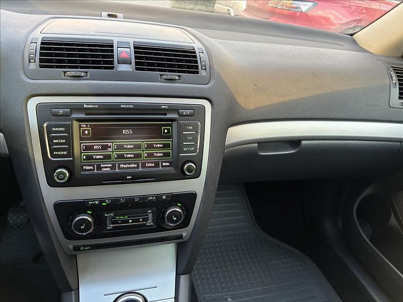 Škoda Octavia 1.6 TDi 4x4 77 kW - fotka 10 z 20