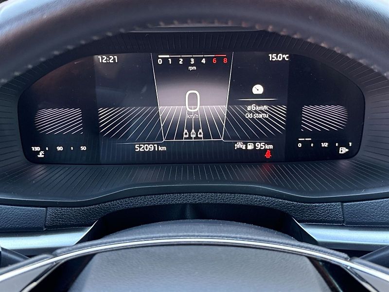 Škoda Karoq (2023) 1.5 TSI Ambition - fotka 11 z 30