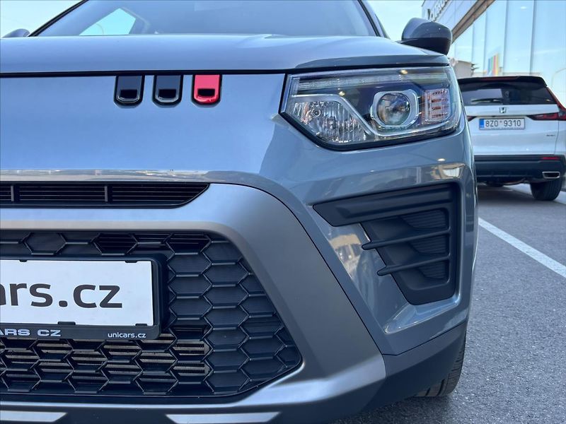 SsangYong Tivoli 1,5 TGDI  Grand manuál + Záruk - fotka 9 z 23