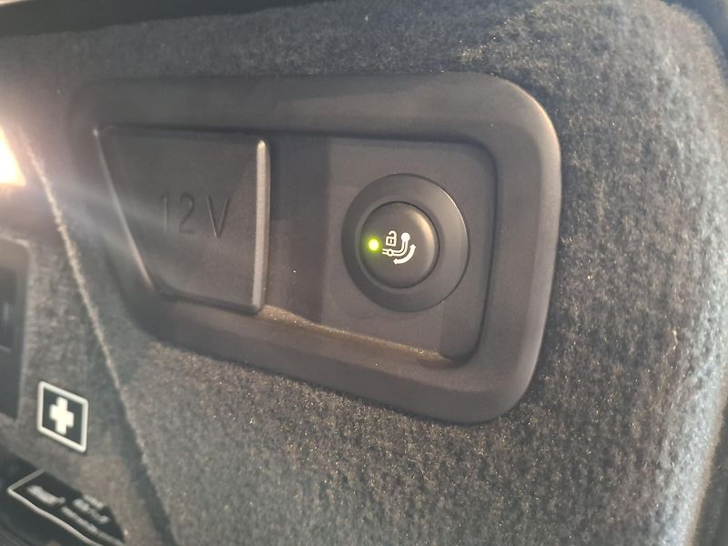 BMW X7 xDrive 40d Individuál - fotka 28 z 31
