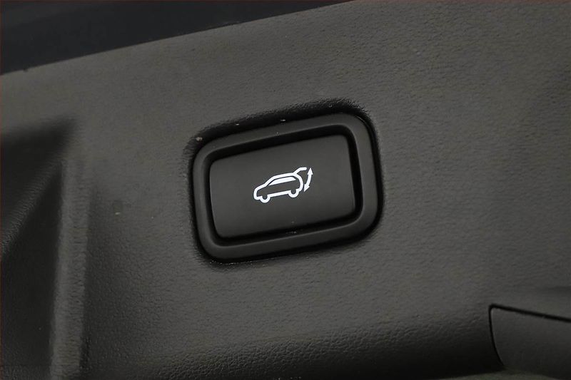 Hyundai Tucson (2023) N-Line 1.6 CRDi 48V MHEV - fotka 16 z 20