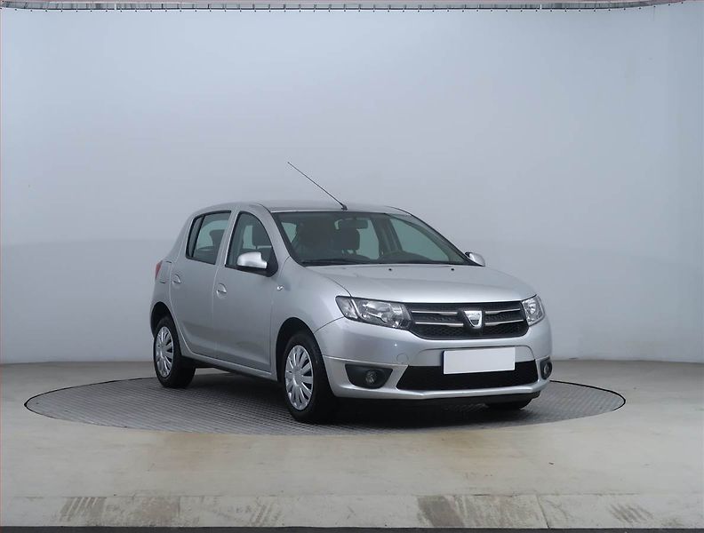 Dacia Sandero (2013) 0.9 TCe, ČR,1.maj, Navi - fotka 1 z 14