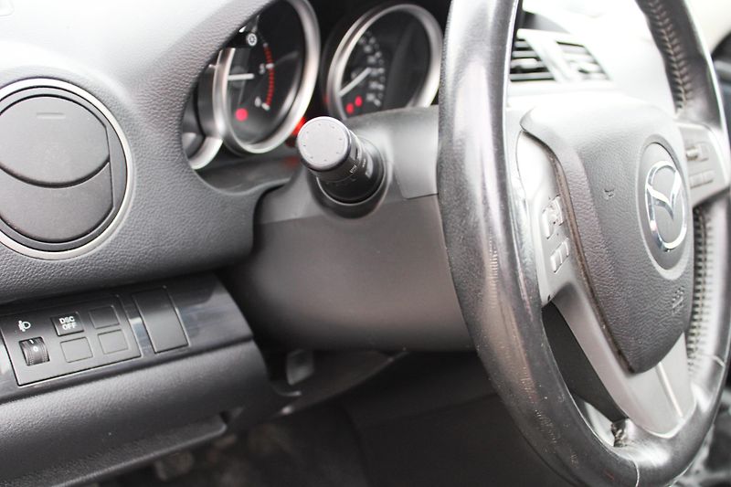 Mazda 6 (2008) 2,0DI KLIMA TEMPOMAT EL.OKNA - fotka 14 z 21