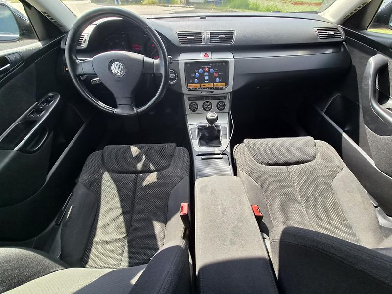 Volkswagen Passat Variant 1,9 TDI CONF - fotka 5 z 12