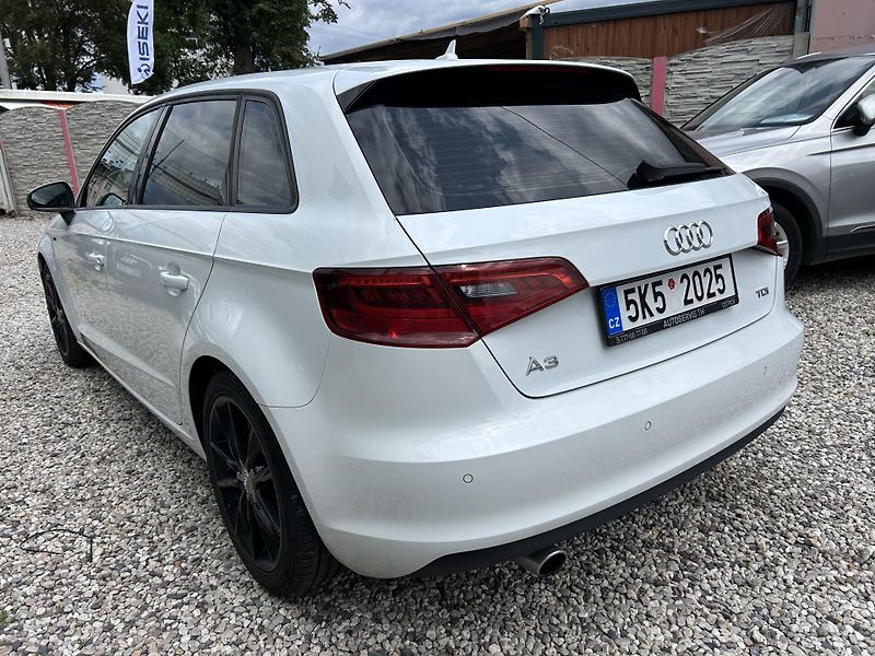 Audi A3 (2014) 1.6 TDi 77KW - fotka 9 z 27