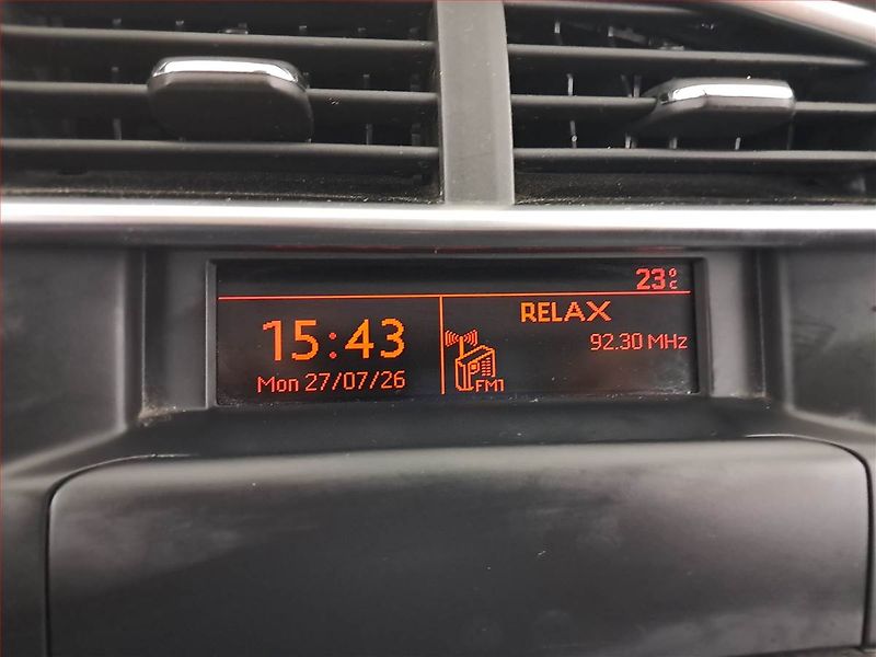 Citroën C4 (2013) 1.6 VTi, Tempomat - fotka 13 z 19