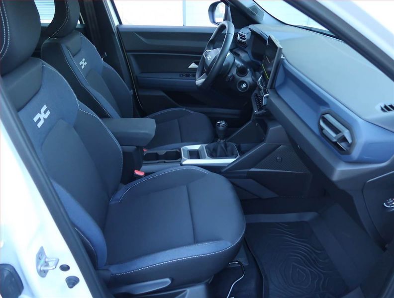 Dacia Bigster (2025) Expression 1.2 MHEV - fotka 9 z 20
