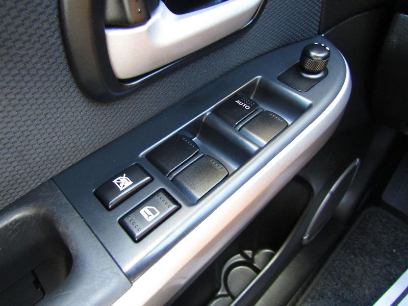 Suzuki Grand Vitara (2006) 1.9 DDiS 95kW  BEZ KOROZE - fotka 30 z 40