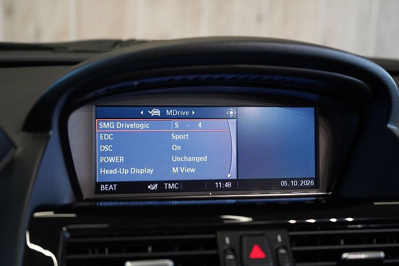 BMW M6 Cabrio, V10,Head-up,Soft-close - fotka 33 z 41