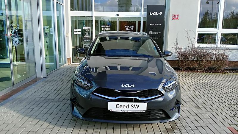 Kia Ceed SW (2024) 1.5 T-GDi GPF TOP - fotka 2 z 7
