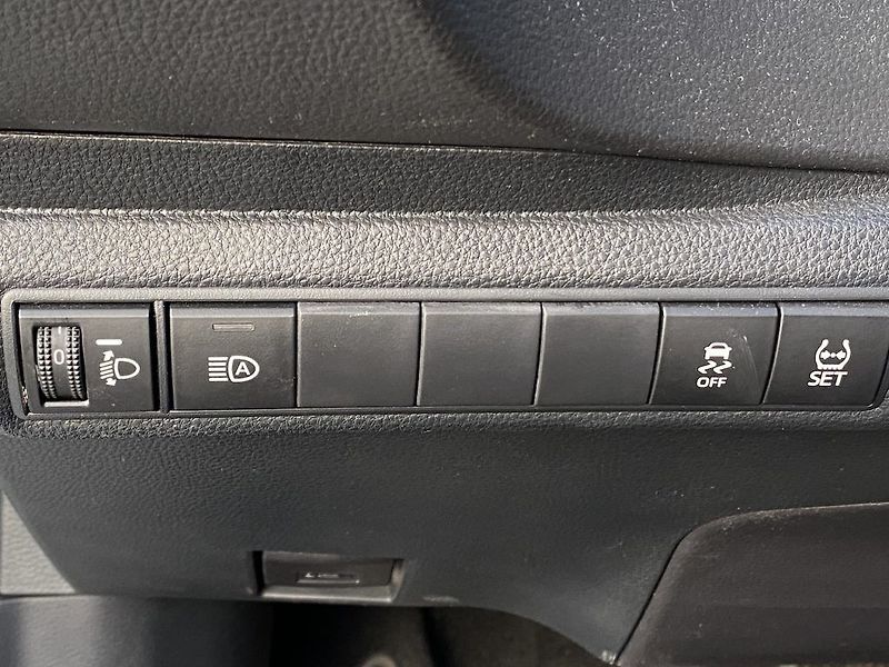 Toyota Corolla 1.8HSD, ČR, StyleTech, DPH - fotka 15 z 15