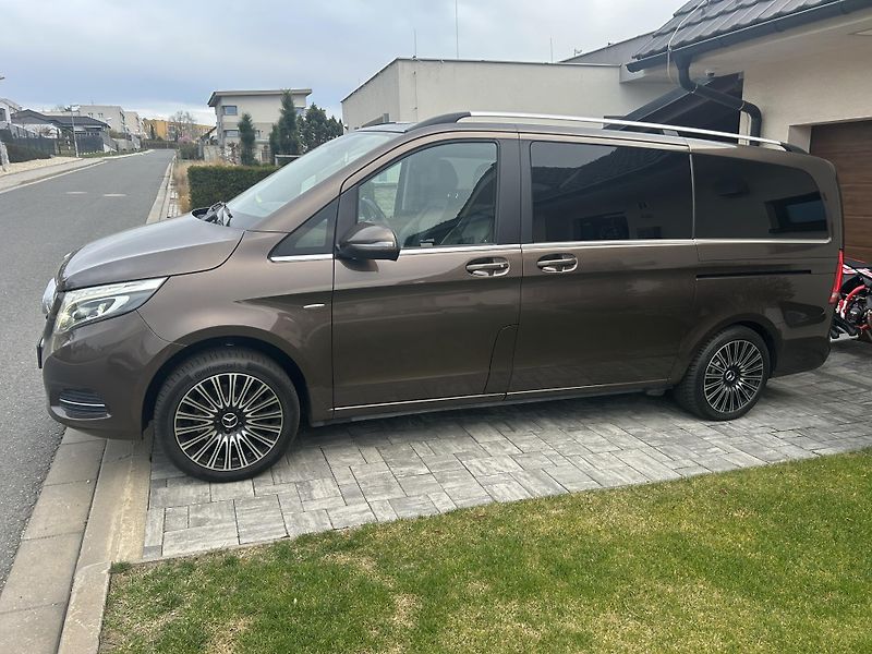 Mercedes-Benz Třídy V (2017) Velmi pěkný stav - fotka 24 z 25