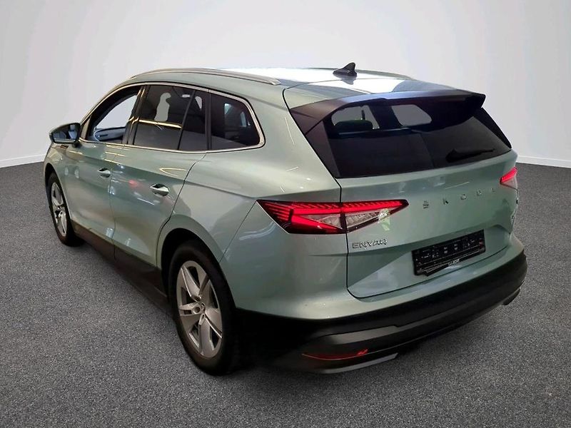 Škoda Enyaq 150kw, iV80 19ALU SOH 90% - fotka 3 z 9