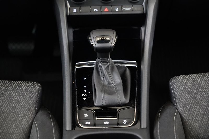 Škoda Karoq - fotka 16 z 21