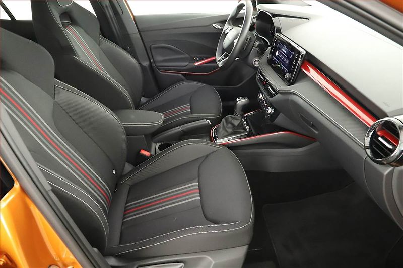 Škoda Fabia (2025) 1.0 TSI, MONTE CARLO, AUTOMAT - fotka 14 z 16