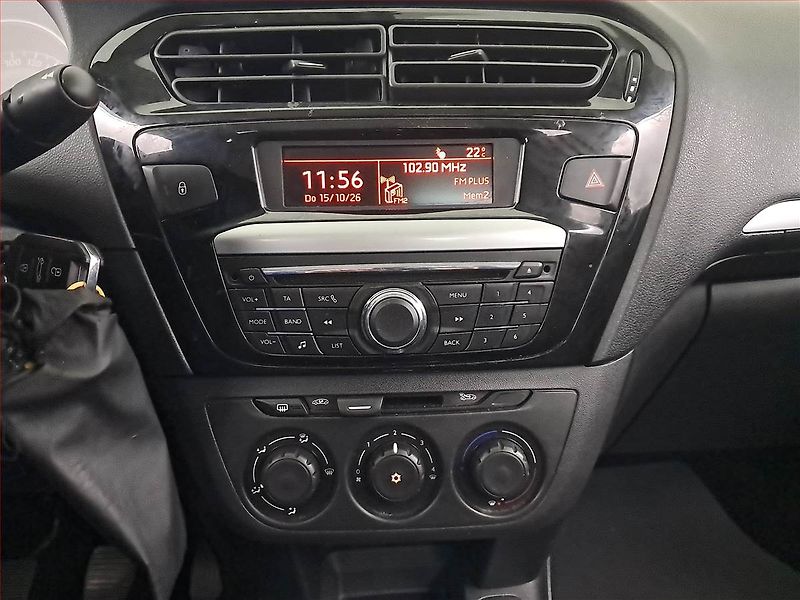 Peugeot 301 (2013) 1.2 VTi, po STK, jezdí dobře - fotka 12 z 15