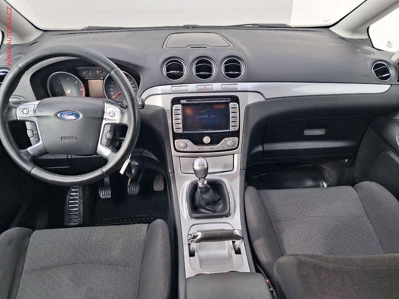 Ford S-MAX (2008) 1.8 TDCi, AC, TZ, park.asist - fotka 8 z 17