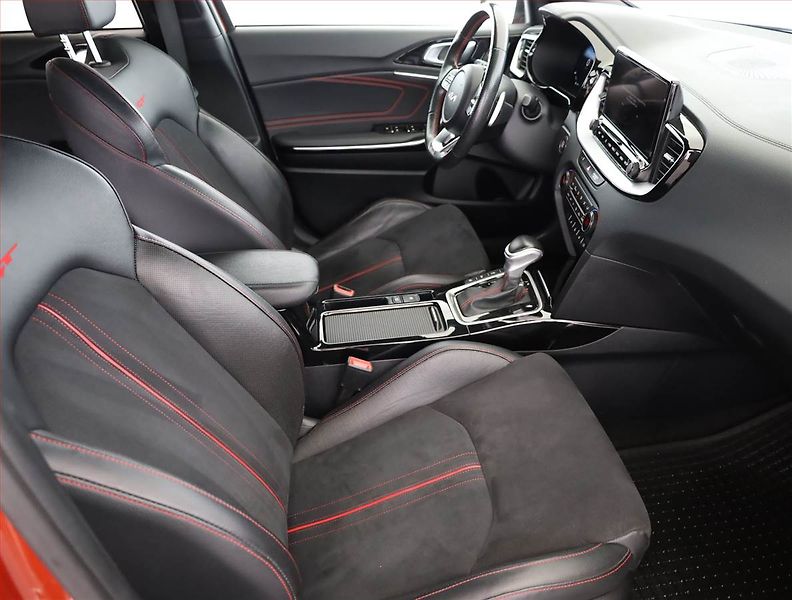 Kia Pro_Ceed (2022) GT 1.6 T-GDI - fotka 7 z 19