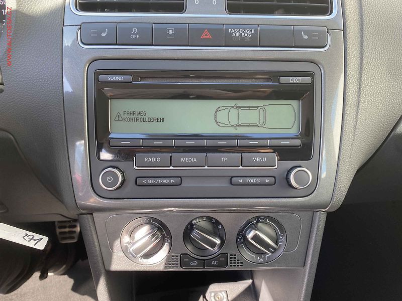 Volkswagen Polo (2011) 1.2 TSi, CROSS - fotka 17 z 18