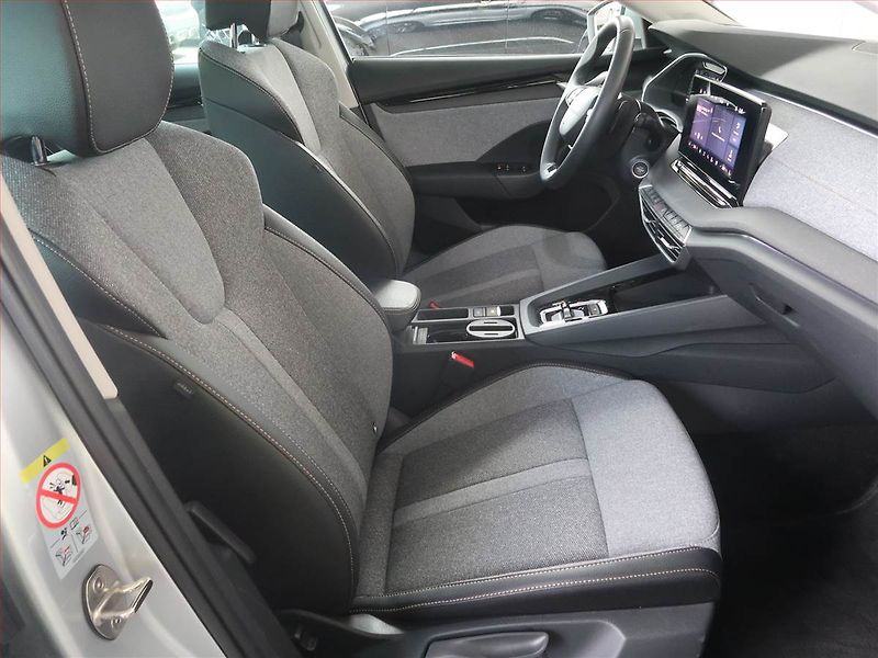 Škoda Octavia (2025) 2.0 TDI, Top Selection - fotka 9 z 22
