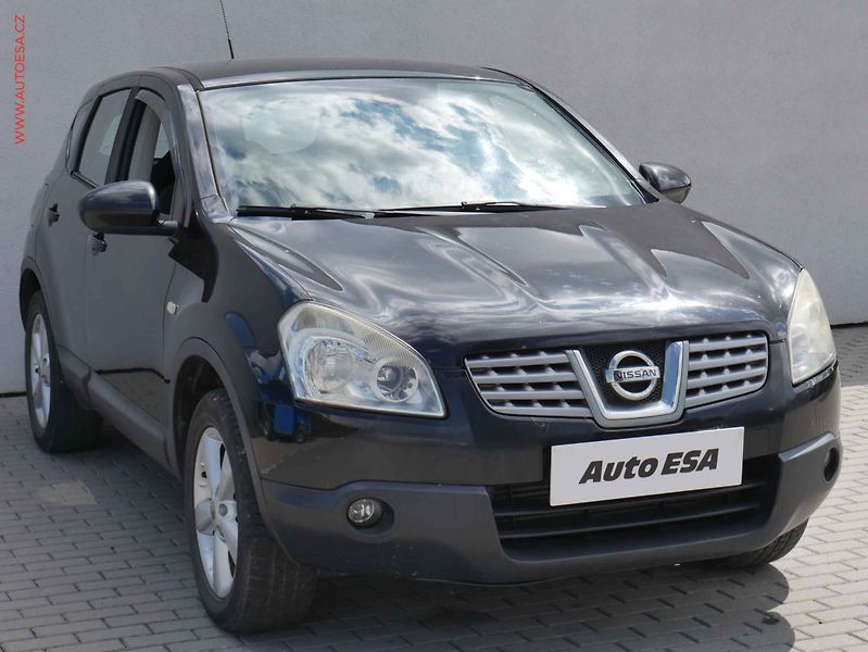Nissan Qashqai (2009) 2.0DCi 4x4, AC, temp - fotografie inzerátu