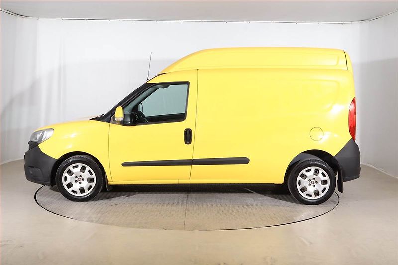 Fiat Dobló (2017) Maxi 1.6 MultiJet, SR - fotka 3 z 16