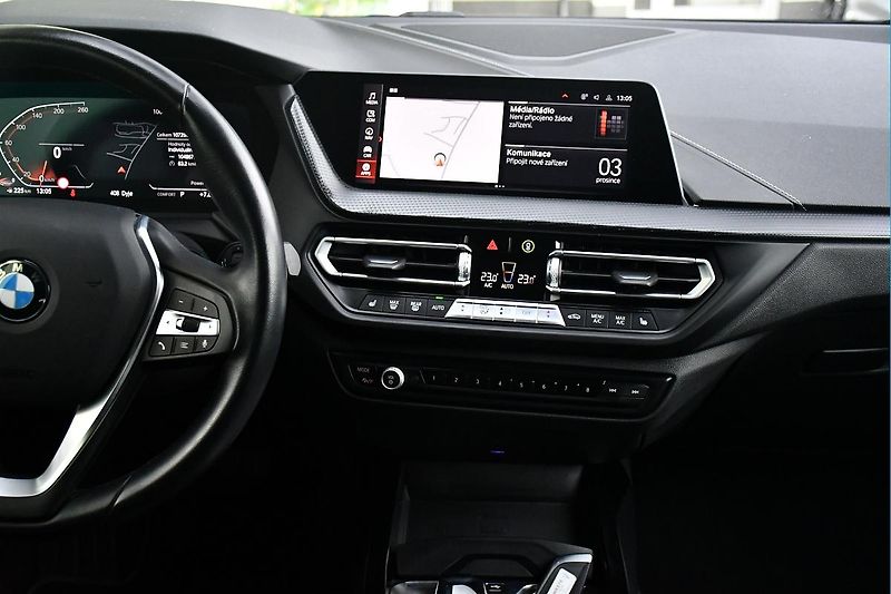 BMW Řada 2 218d LED NAVI REZERVACE - fotka 7 z 45