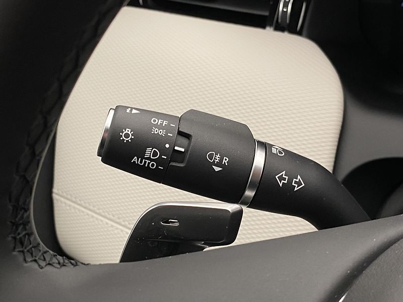 Land Rover Discovery Sport (2026) D200 LANDMARK AWD AUT - fotka 27 z 55