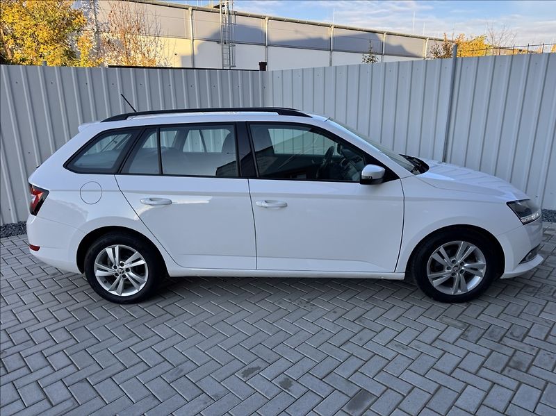 Škoda Fabia 1,0 TSI DPH tažné 1maj původČR - fotka 14 z 50