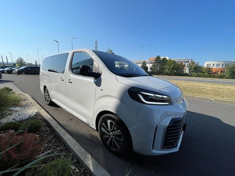 Toyota ProAce Verso 2.2D 150HP M/T L2 Family - fotka 8 z 31