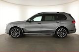 BMW X7 (2025) xDrive40d - náhled 2